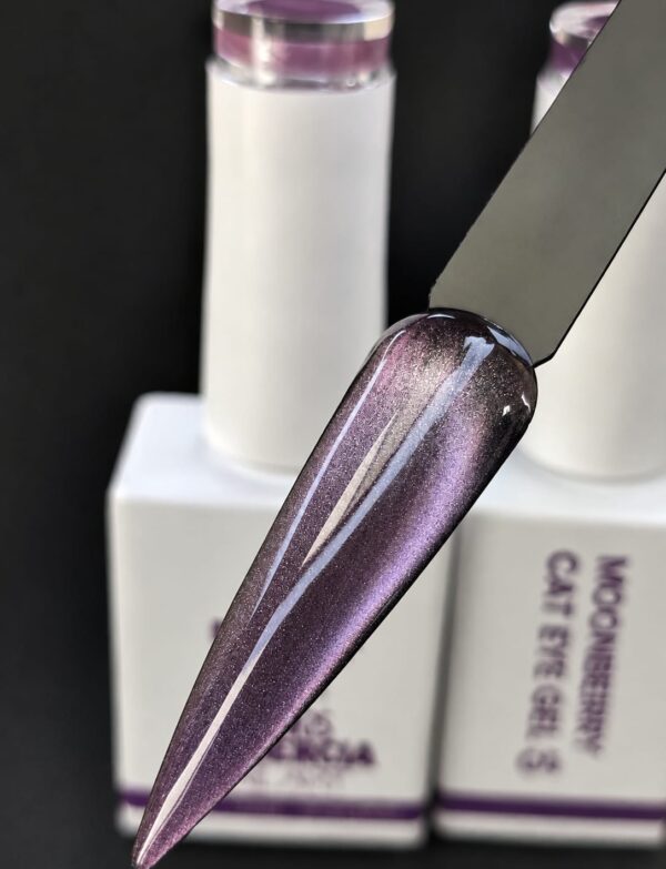 MOONBERRY CAT EYE GEL #5